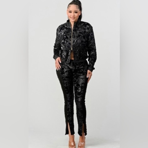 NWT 2PC Sequin Jogger Set - Picture 3 of 3